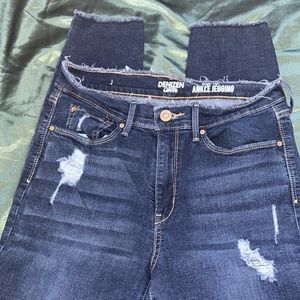 DENIZEN LEVI ANKLE JEGGING